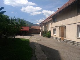 Casa de vânzare 5 camere, în Codlea, zona Est