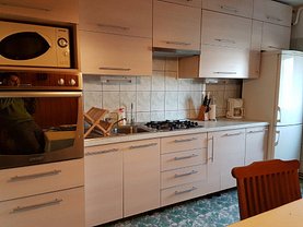 Apartament de vânzare 3 camere, în Timişoara, zona Bucovina