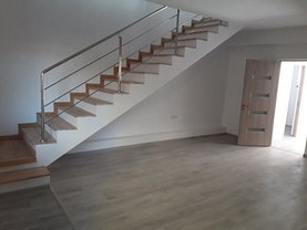 Casa de vânzare 5 camere, în Bucuresti, zona Prelungirea Ghencea
