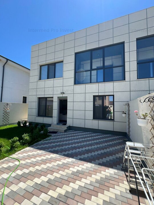 Duplex Navodari se accepta si variante