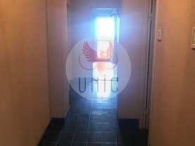 Apartament de vânzare 4 camere în Craiova, Sarari