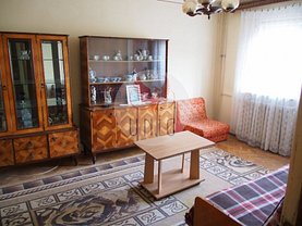 Apartament de vânzare 3 camere în Craiova, 1 Mai
