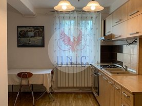 Apartament de închiriat 3 camere în Craiova, Rovine