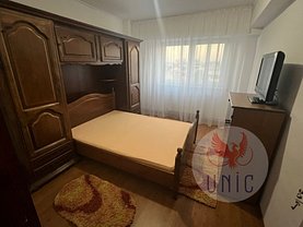 Apartament de închiriat 3 camere, în Craiova, zona Calea Bucureşti