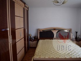 Casa de vânzare 4 camere, în Craiova, zona Romaneşti
