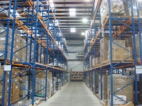 Închiriere spaţiu industrial