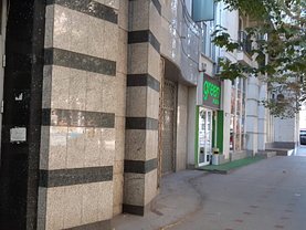 Închiriere spaţiu comercial