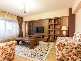 Apartament de închiriat 3 camere, în Bucureşti, zona Unirii