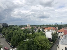 Apartament de vânzare 5 camere, în Bucureşti, zona Arcul de Triumf