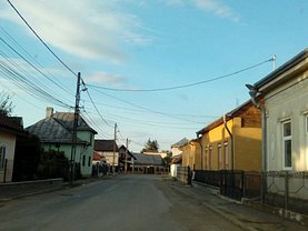 Casa de vânzare, în Radauti, zona Central