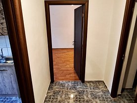 Apartament de închiriat 4 camere, în Bucureşti, zona Berceni