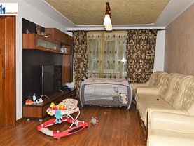 Apartament de vânzare 3 camere, în Botosani, zona Central
