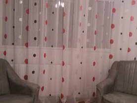Apartament de vânzare 3 camere, în Gaesti, zona Central