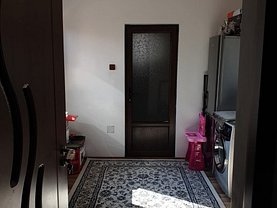 Casa de vânzare 3 camere, în Bucuresti, zona Baicului
