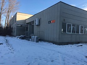 Închiriere spaţiu industrial