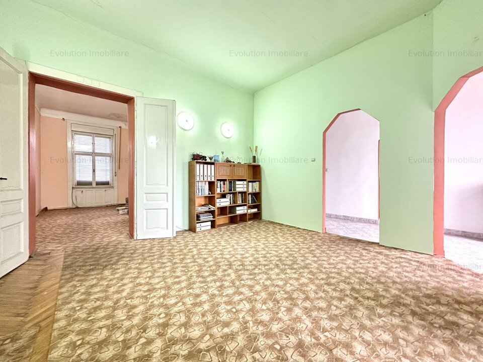 Apartament cu 5 camere| Clădire istorică| Balcescu