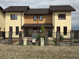 Casa de vânzare 4 camere, în Mosnita Noua