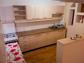 Apartament de vânzare 3 camere, în Timişoara, zona Dorobanţilor