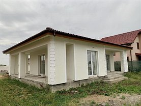 Casa de vânzare 4 camere, în Mosnita Noua, zona Central