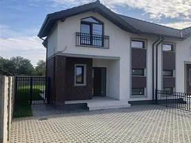 Casa de vânzare 4 camere, în Săcălaz, zona Central
