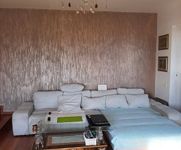Apartament de vânzare 3 camere, în Brasov, zona Drumul Poienii