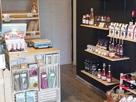Vânzare spaţiu comercial în Brasov, Bartolomeu