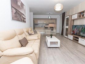 Apartament de vânzare 3 camere, în Bucureşti, zona Decebal