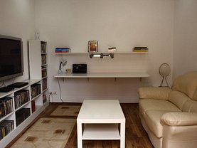 Casa 3 camere în Bucuresti, Panduri