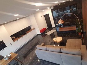 Apartament de vânzare 2 camere, în Floresti