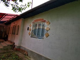 Casa de vânzare 3 camere, în Lacu