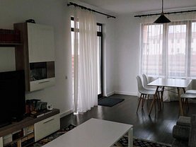 Casa de vânzare 4 camere, în Floreşti