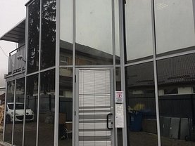 Închiriere spaţiu comercial