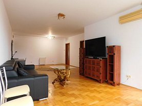 Apartament de închiriat 2 camere, în Cluj-Napoca, zona Central