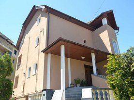 Casa de închiriat 7 camere, în Cluj-Napoca, zona Andrei Mureşanu