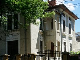 Casa de închiriat 7 camere, în Bucureşti, zona P-ţa Muncii