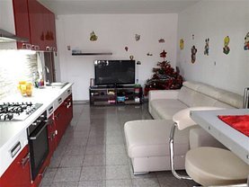 Apartament de vânzare 2 camere, în Targoviste, zona Ultracentral