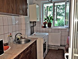 Apartament de vânzare 2 camere în Targoviste, Aleea Trandafirilor