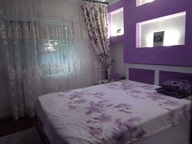 Apartament de vânzare 4 camere în Targoviste, Micro 4