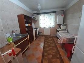 Apartament de vânzare 2 camere, în Targoviste, zona Micro 11