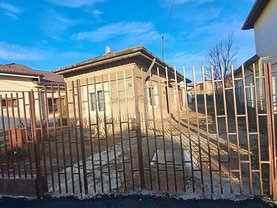 Casa de vânzare 3 camere, în Târgovişte, zona Central