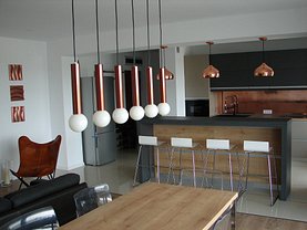 Apartament de vânzare 4 camere, în Bucureşti, zona Ştefan cel Mare