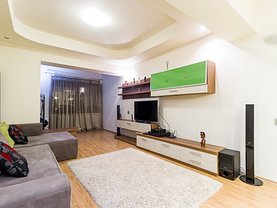 Apartament de vânzare 3 camere, în Bucuresti, zona Pache Protopopescu