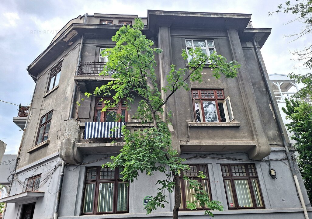 Vanzare apartament 3 camere, zona Mantuleasa / Popa Soare, etaj 1, comision 0%
