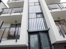 Apartament de vânzare 2 camere, în Bucuresti, zona 1 Mai