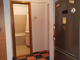 Apartament de vânzare 2 camere, în Buzau, zona Micro 14