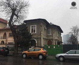 Casa de vanzare 10 camere, în Bucuresti, zona Floreasca