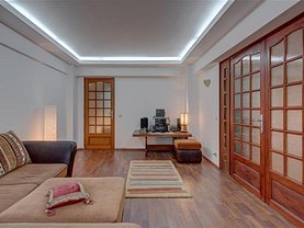 Apartament de vânzare 4 camere, în Bucuresti, zona Mosilor