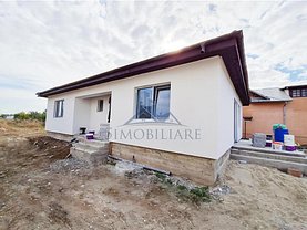 Casa de vânzare 4 camere, în Domnesti, zona Central