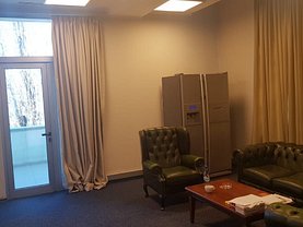 Casa de închiriat 15 camere, în Bucuresti, zona Mosilor