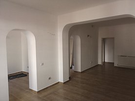 Casa de închiriat 6 camere, în Bucuresti, zona P-ta Victoriei